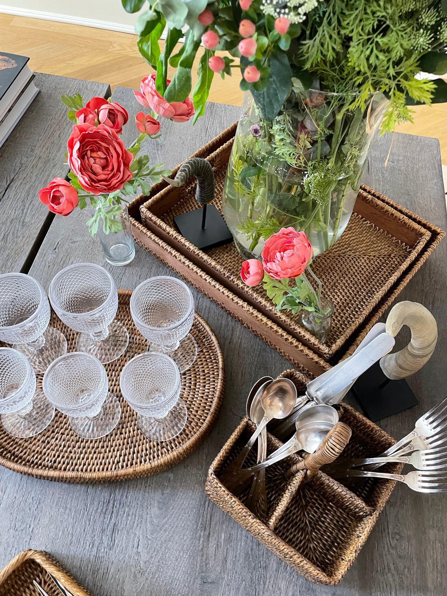 SET BANDEJAS RATÁN-MADERA